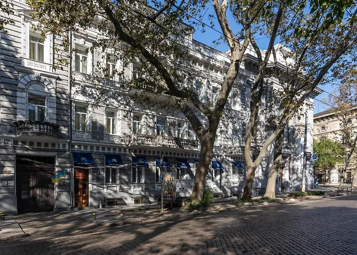 Метро Готель Апартаменти